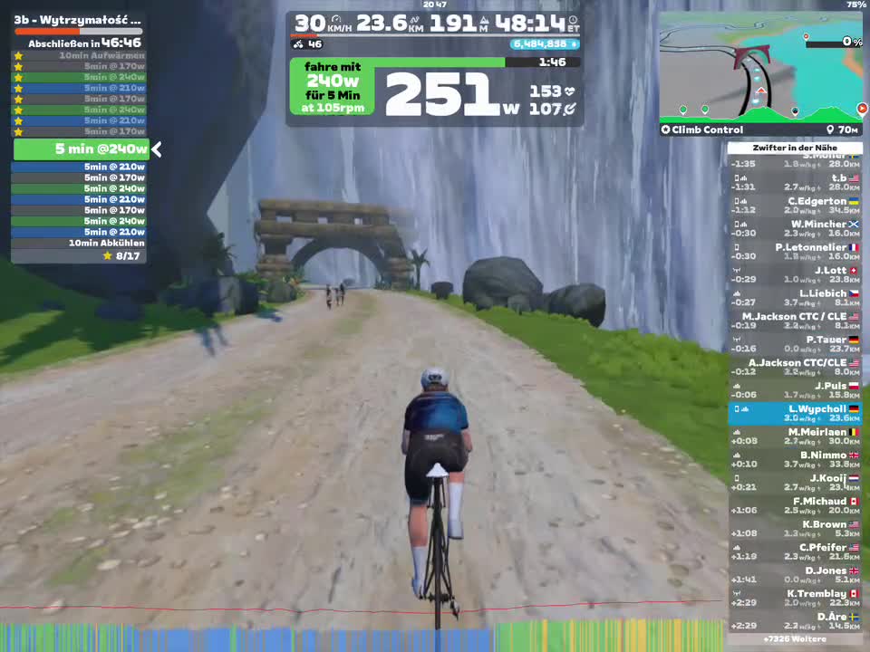 Zwift - 3b - Wytrzymałość tlenowa S2/S3 + zmienna kadencja on Climb Control in Watopia