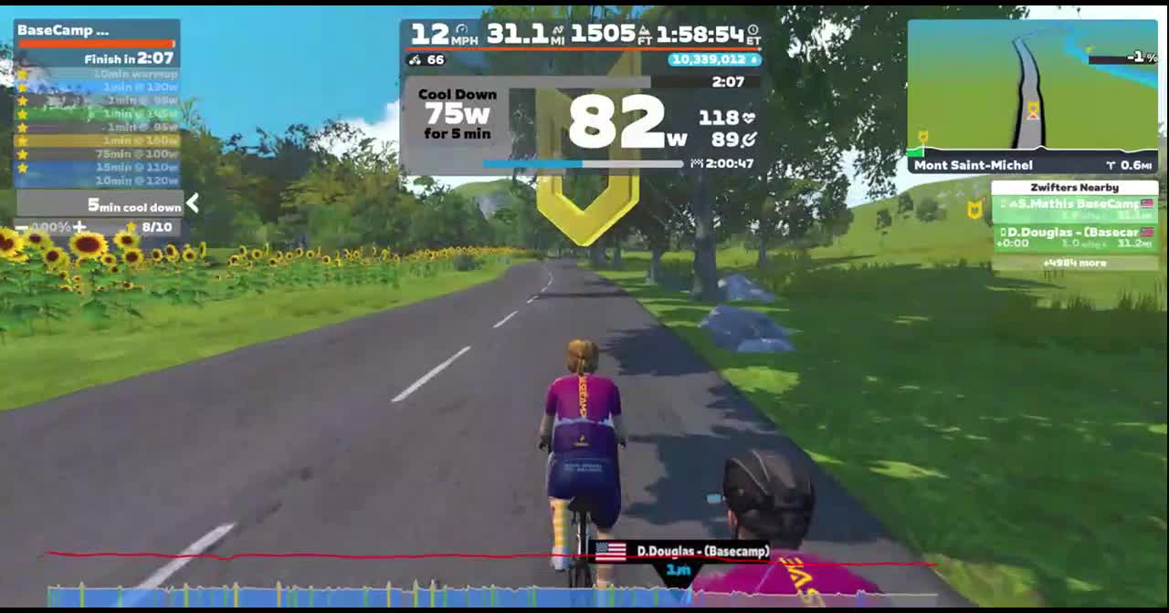 Zwift - Shannon  Mathis BaseCamp's Meetup on Tire-Bouchon in France