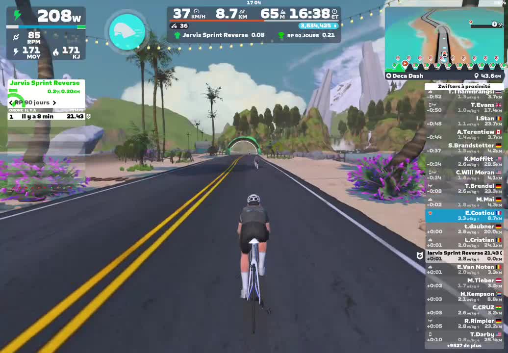 Zwift - Deca Dash in Watopia
