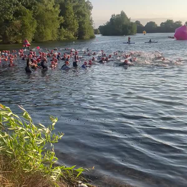 Cotswold Classic V2 70.3 - chip time 43m 56sec (NON WETSUIT!)