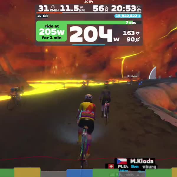 Zwift - 82. 9min 105 % on Volcano Circuit CCW in Watopia