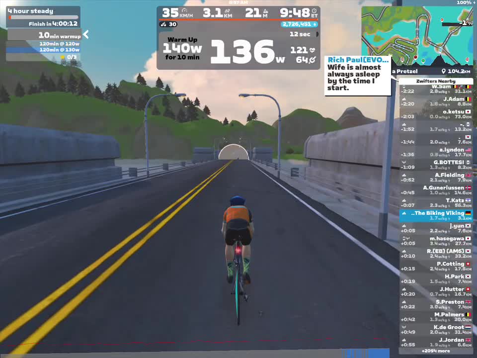 Zwift - 4 hour steady on The Mega Pretzel in Watopia