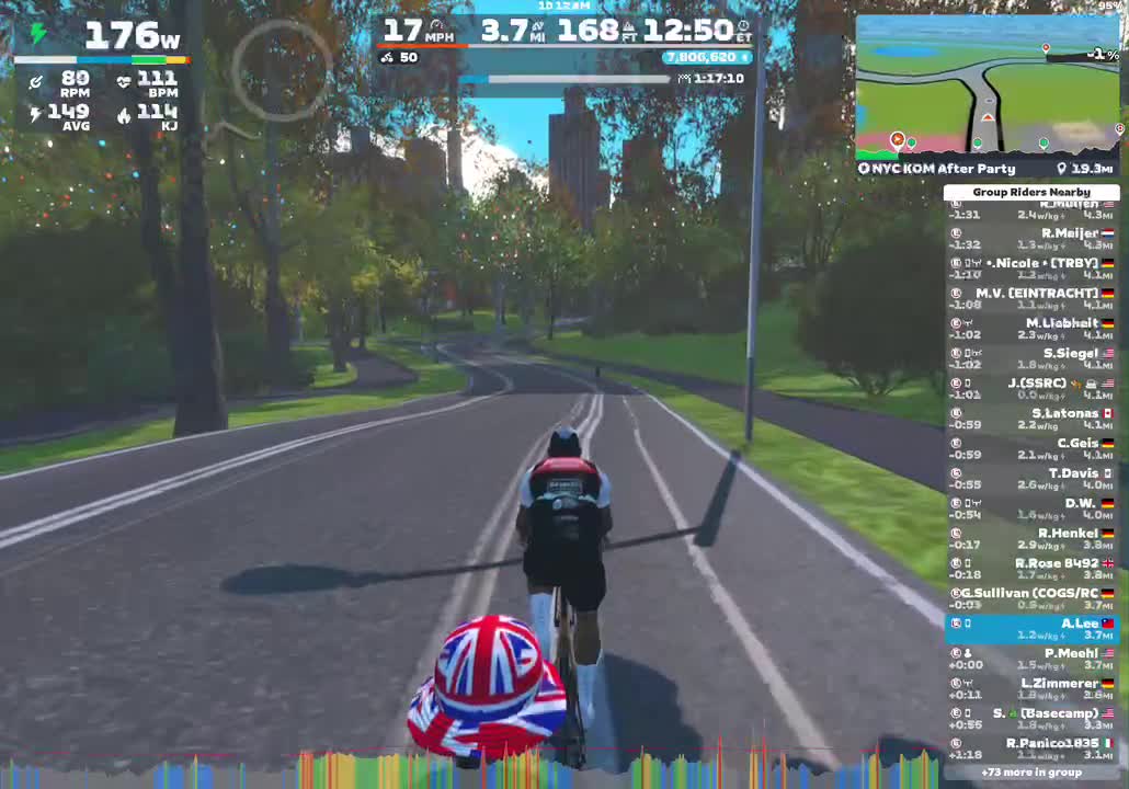 Zwift - Group Ride: Eintracht's Festive 500 - Miles with the Eagle #4 (E) on NYC KOM After Party in New York