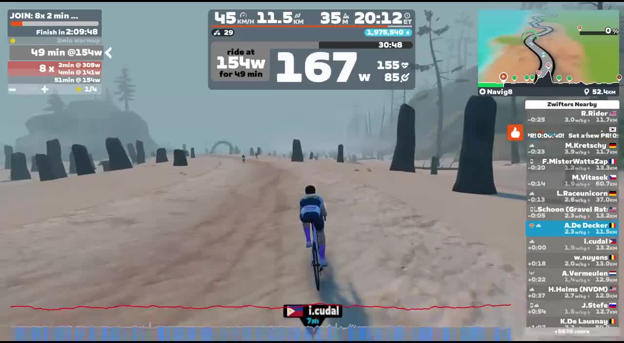 Zwift - JOIN: 8x 2 min Vo2max on Navig8 in Watopia