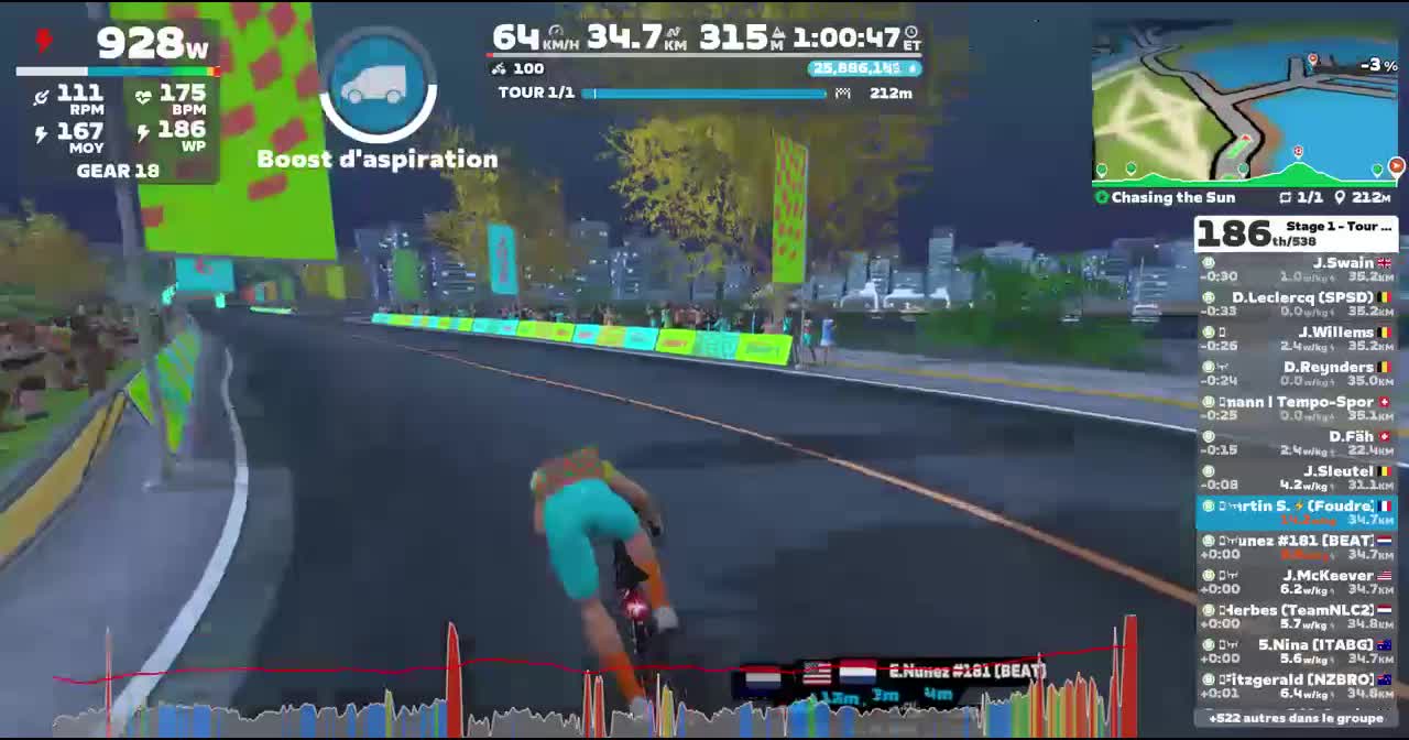 Zwift - Group Ride: Standard - Stage 1 - Tour de Zwift on Chasing the Sun in Makuri Islands